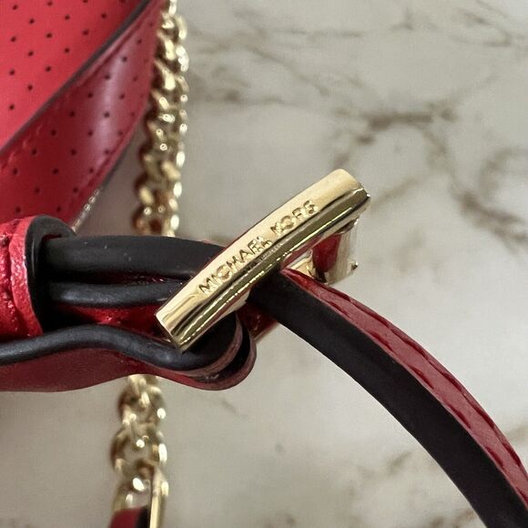 MICHAEL KORS Ginny Bright Red Leather Medium Crossbody Camera Bag - Picture 9 of 13